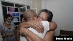 Yoan de la Cruz a su regreso a casa tras varios meses en prisión.