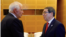 Josep Borrell, jefe de la política exterior de la UE, saluda al canciller cubano Bruno Rodríguez.