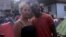 Elmis y Samuel, una cubana y un haitiano encuentran el amor en la serva del Darién. (Captura de imagen/Panamá América/Víctor Arosemena)