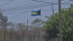 Cubanos deportados ofrecen testimonios de lo sucedido en Bahamas Cubanos deportados ofrecen testimonios de lo sucedido en Bahamas