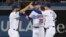 Los Dodgers durante un juego contra los Rockies de Colorado.