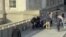 Peatones derribaron al atacante que había acuchillado a varias personas en el Puente de Londres.